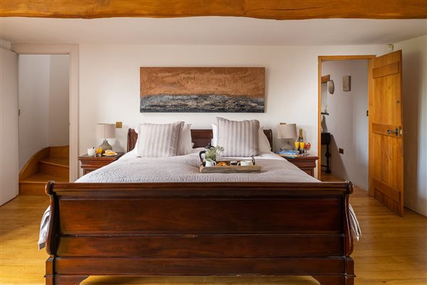 Old Barn Master Bedroom 